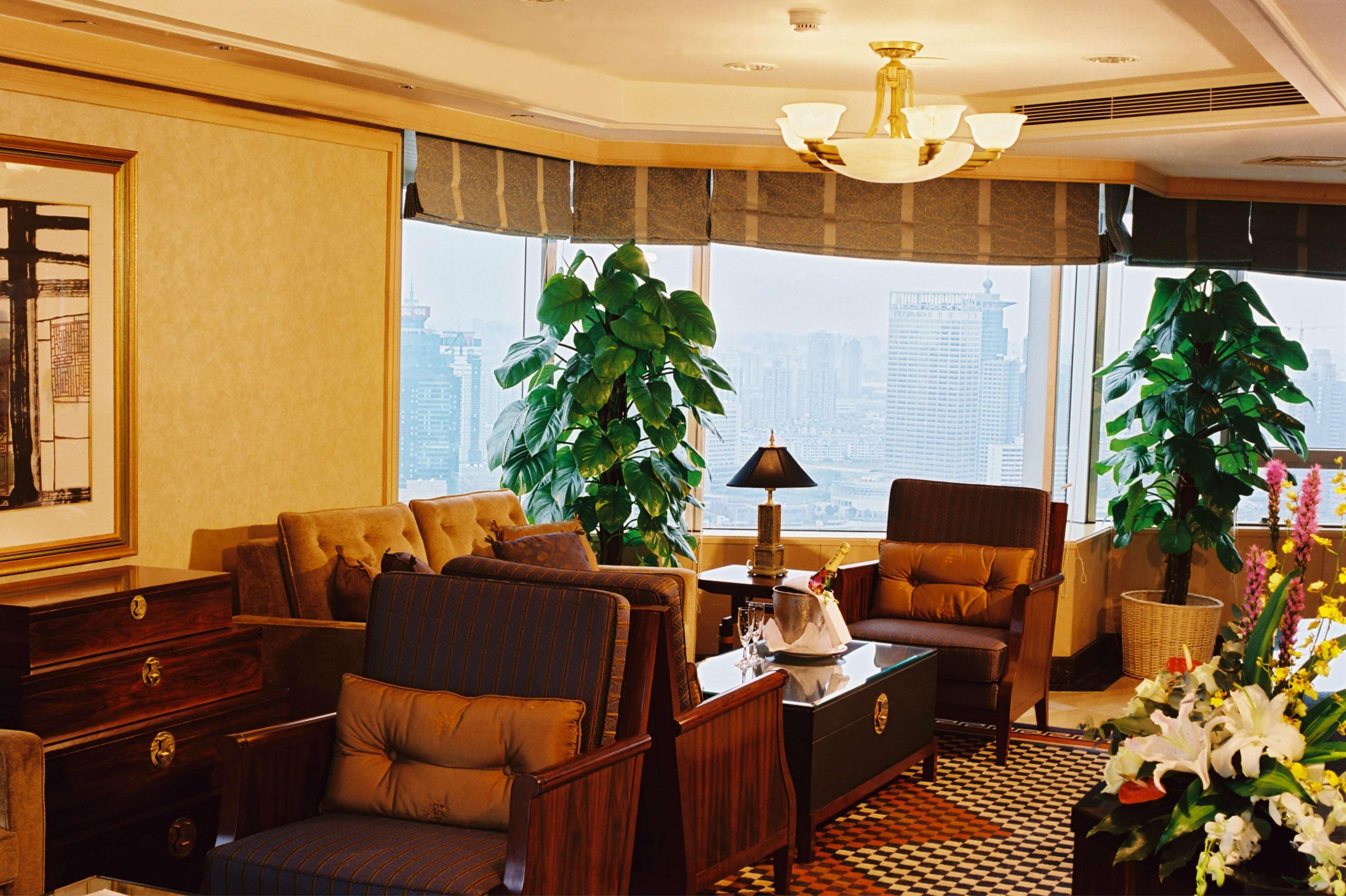 ホテル ダブルツリー バイ ヒルトン シャンハイ プドン 上海市 エクステリア 写真